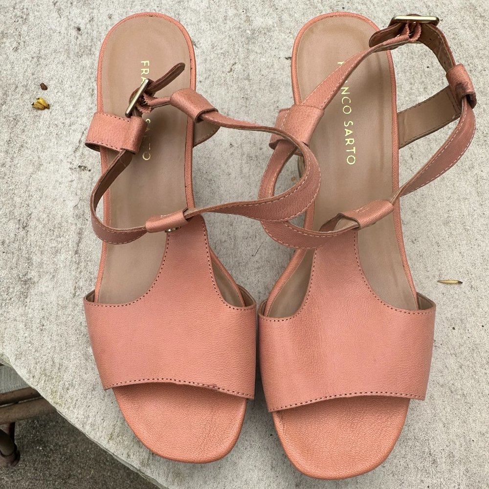 Franco Sarto peach/pink pump sandals size 9